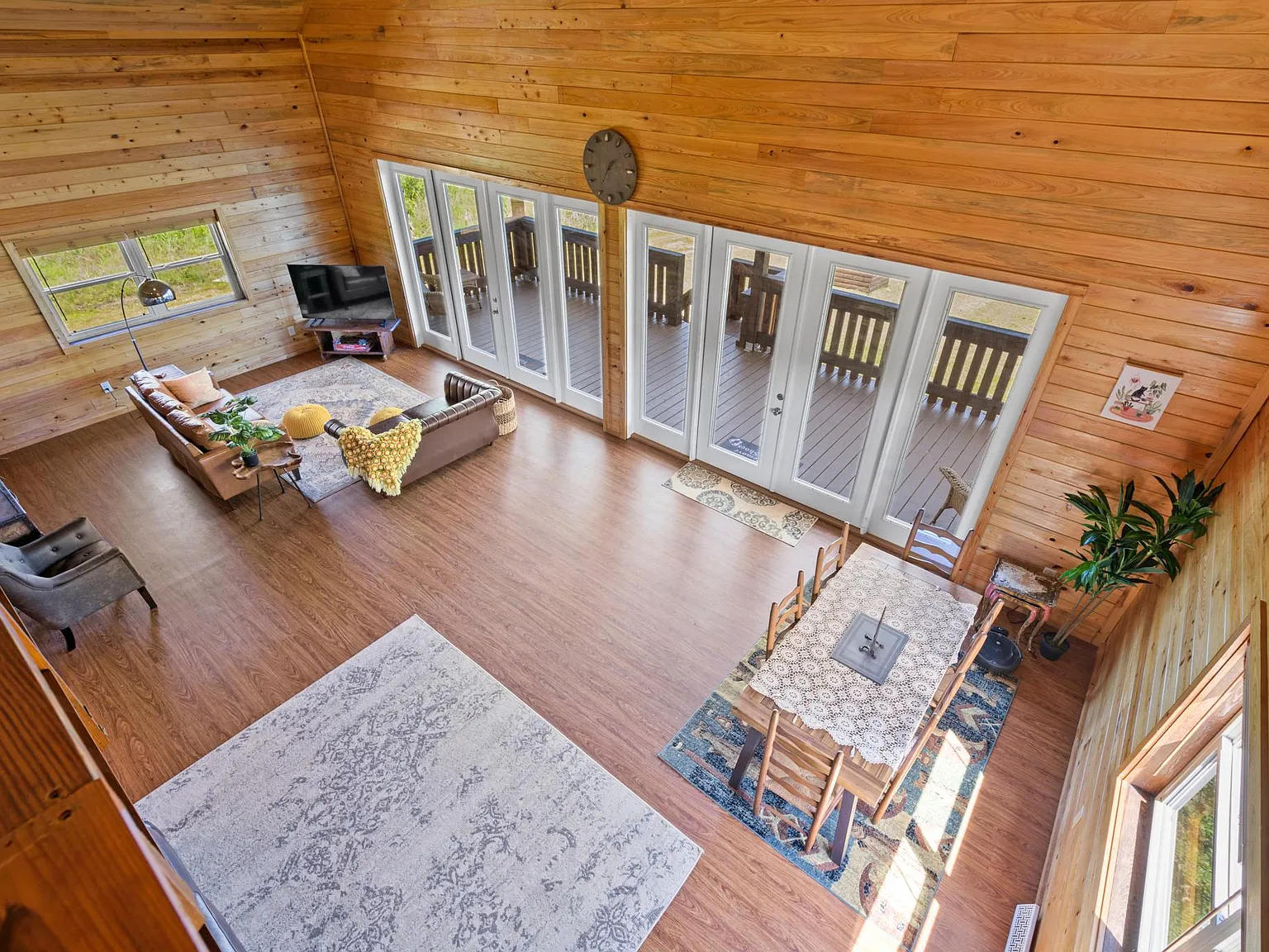 9812 Creek Bank Dr — Photo 3