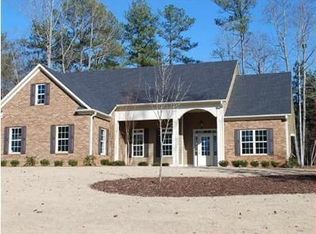 47 Brown Ridge Dr, Newnan, GA 30263