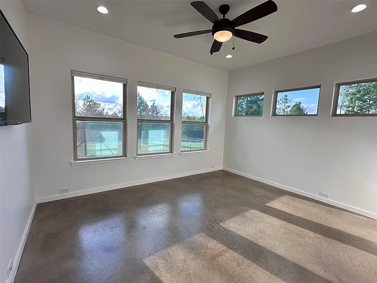 137 Mulberry Ln — Photo 38