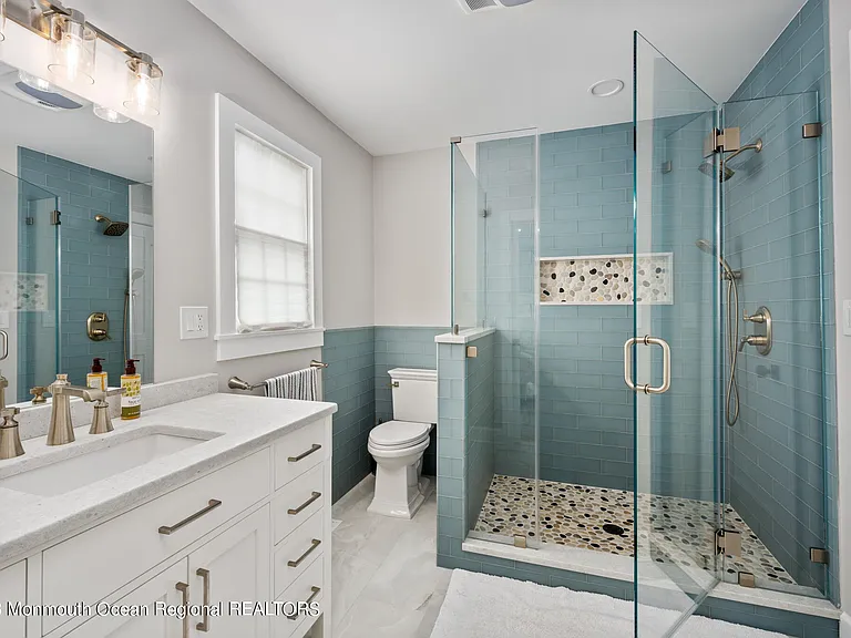 212 Helm Rd — Photo 33