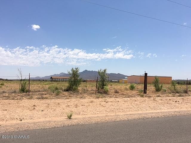 1st image of 1755 Desert Aire Dr