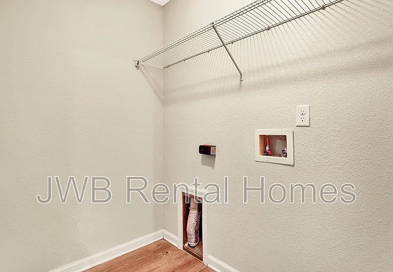 3550 Edison Ave — Photo 12