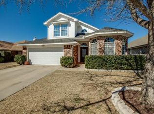 8717 Sabinas Trl, Fort Worth, TX 76118