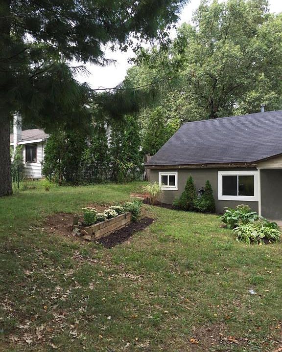 1st image of 1781 Kreft St NE