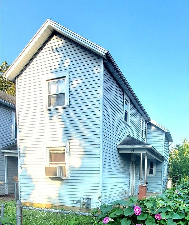 1st image of 19 Watts St