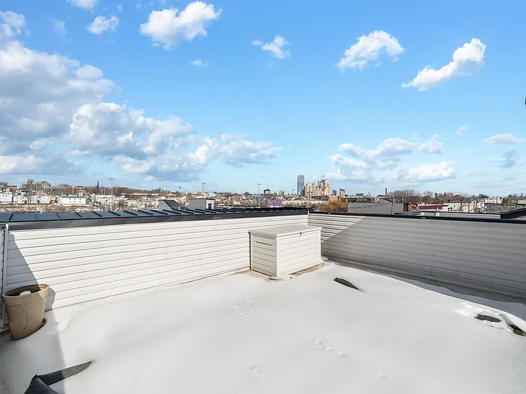 94 Van Horne St #2 — Photo 28