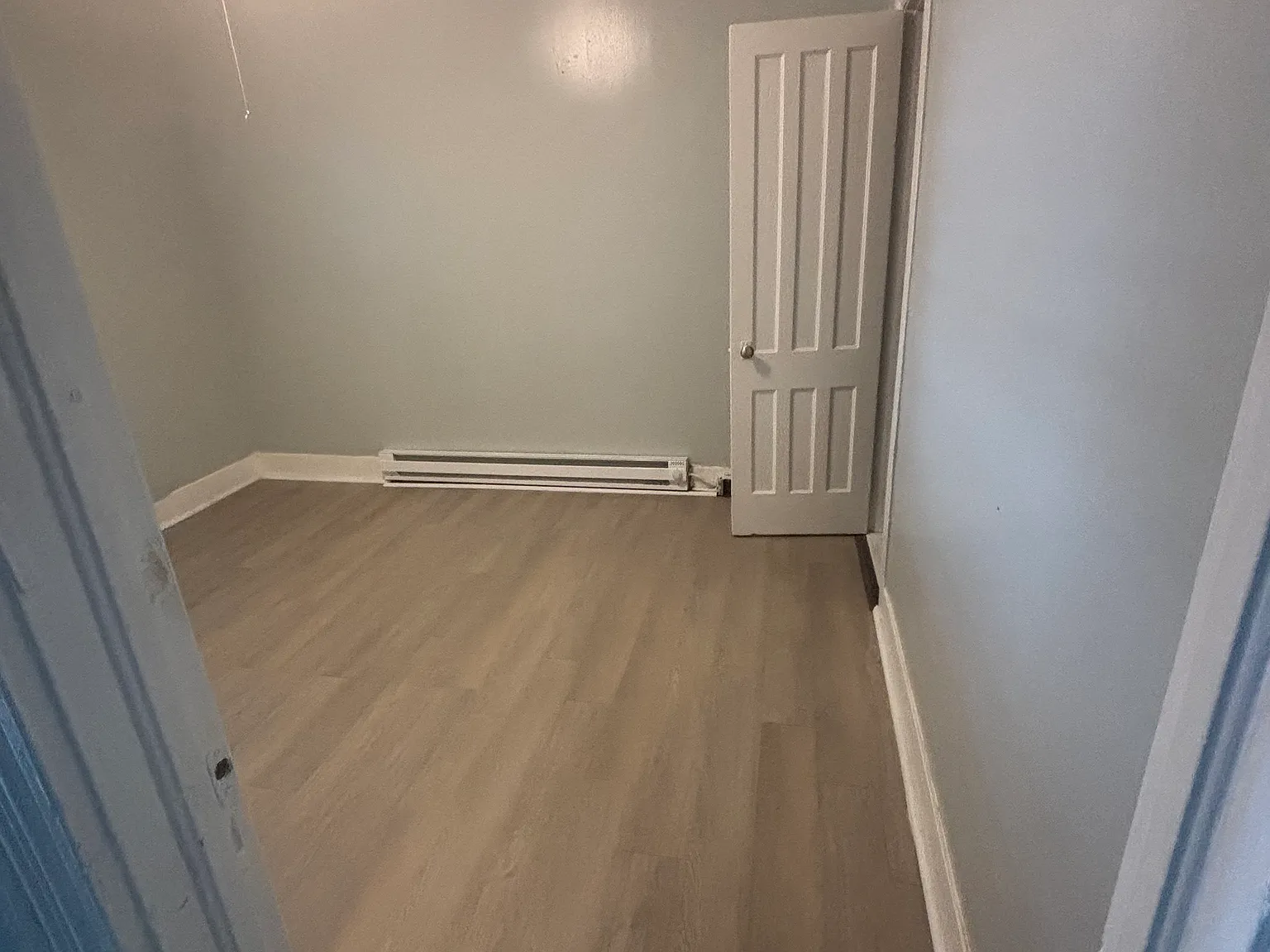 3 bed, 1050 sqft, $1,550 — Photo 2