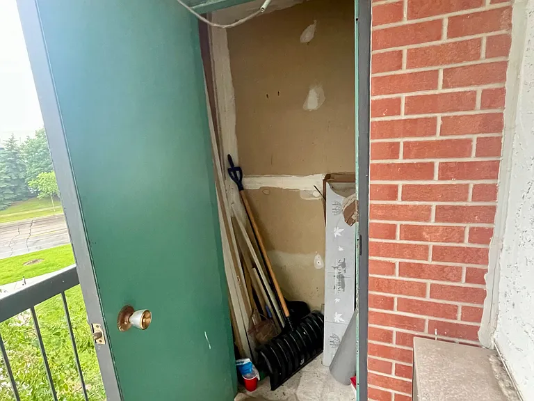 1450 Glen Abbey Gate #533 — Photo 18