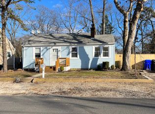 3 Stuyvesant Rd, Brick, NJ 08723