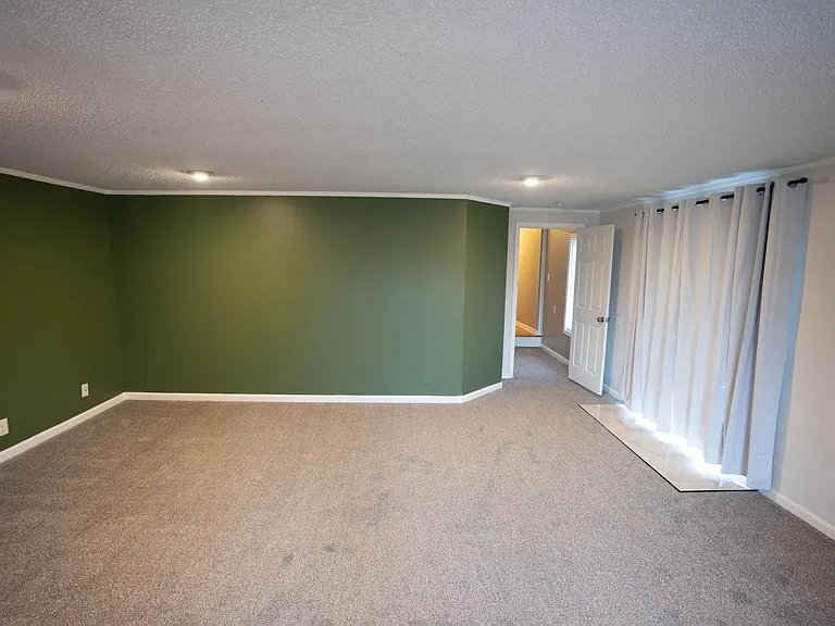 22516 Socia St — Photo 28
