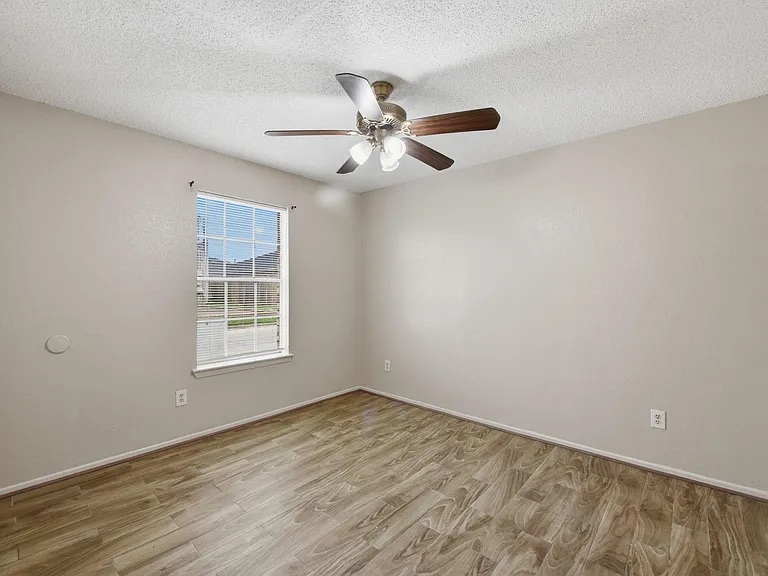 1310 Brenda Ln #A — Photo 13