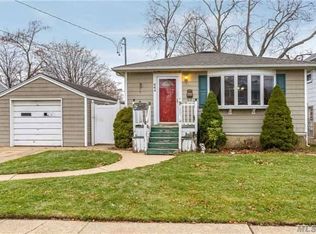 664 Evelyn Ave, East Meadow, NY 11554