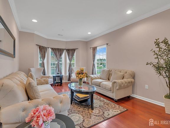 4th image of 36 Morgan Way