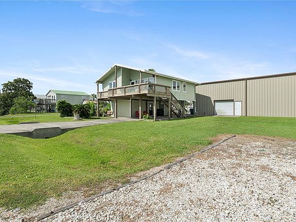 2nd image of 1402 Van Buren Ave