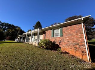 88 Winterberry Dr, Cullowhee, NC 28723