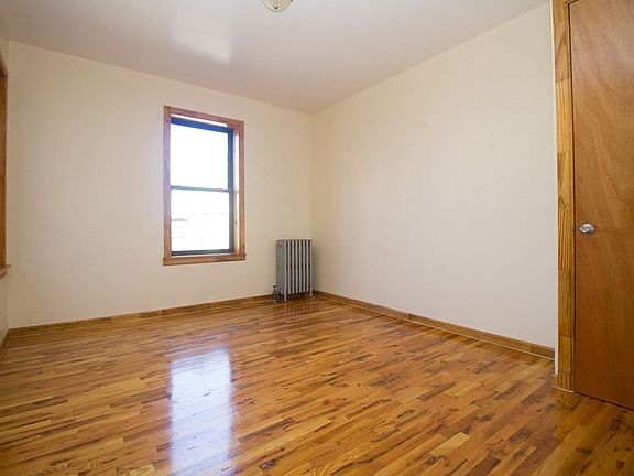 2nd image of 281 Crown St APT A12