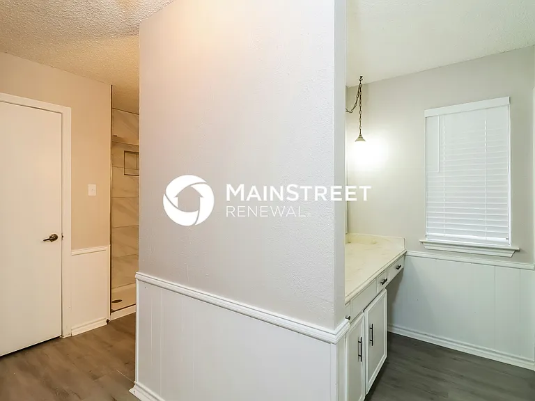 Main Bathroom