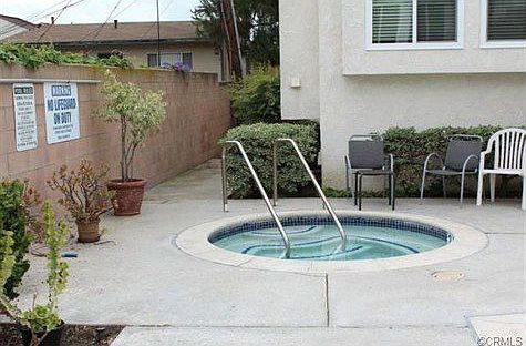 5th image of 2740 Gramercy Ave APT 18