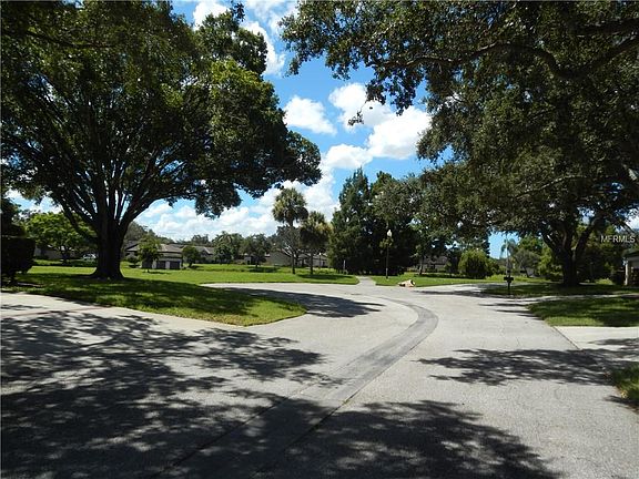 2nd image of 3905 Glen Oaks Manor Dr #66