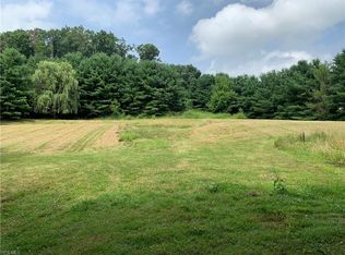 2367 Chase Rd SE, Carrollton, OH 44615