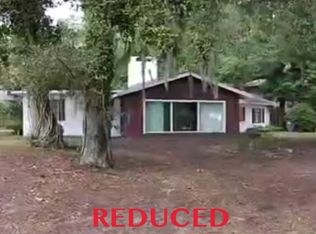 235 S Bayshore Dr, Valparaiso, FL 32580