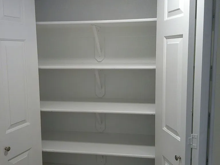 2410 Baron Dr — Photo 29