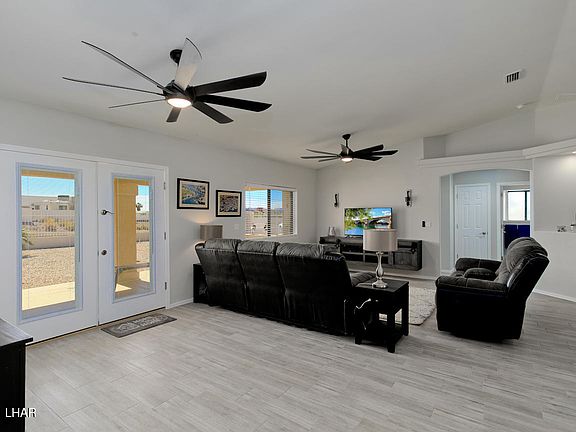 5th image of 3910 Northstar Dr