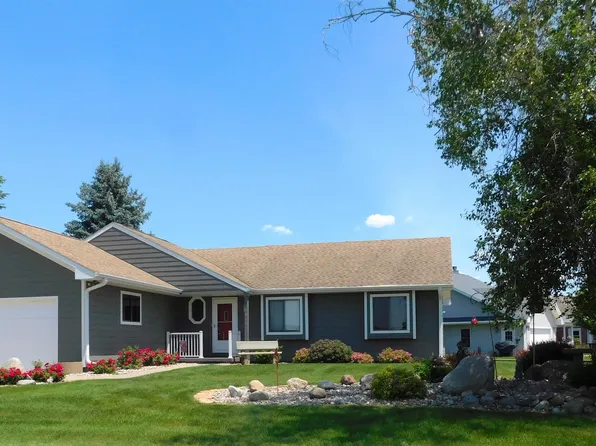 1402 Idlewood Dr, Denison, IA 51442