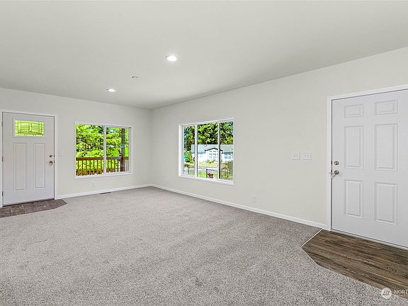 5th image of 30 E Park Drive
