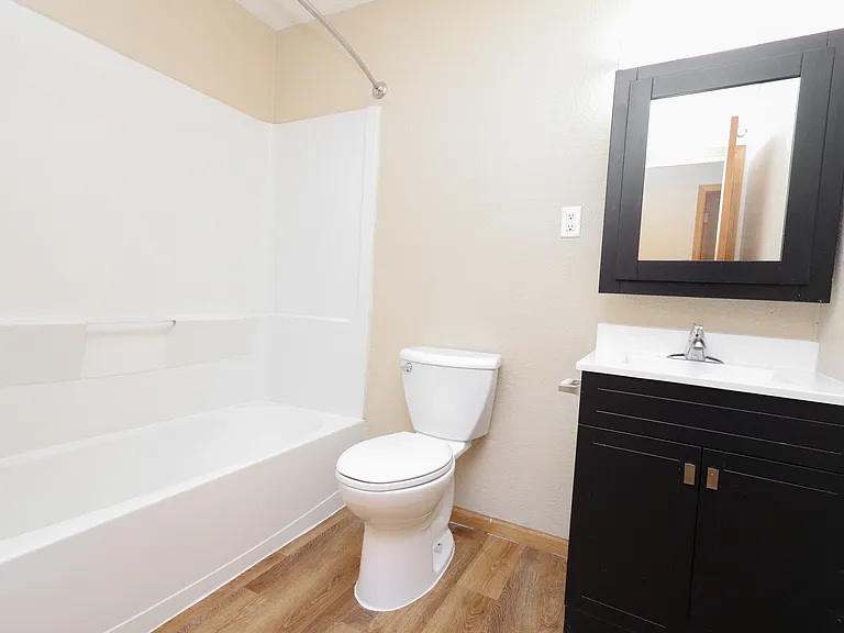 Clark Place Apartments & Townhomes — Photo 59