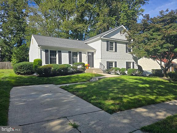 4th image of 4519 Birchtree Ln