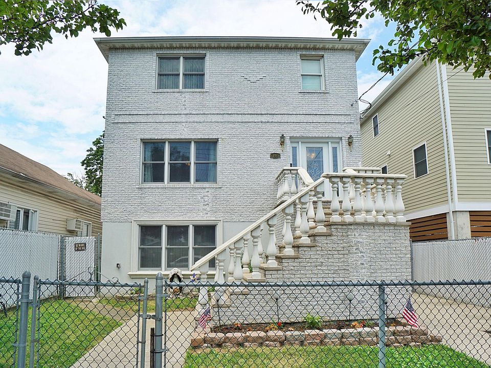 1st image of 193 Moreland St