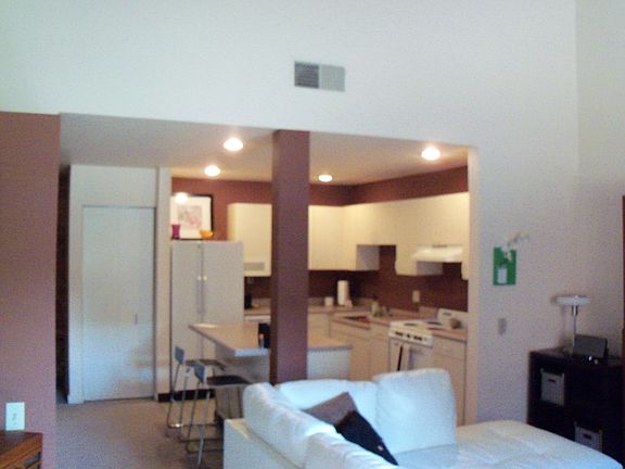 5th image of 233 N Broadway APT F