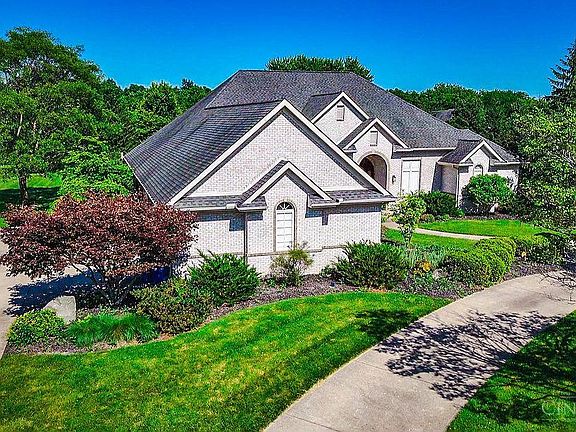 3rd image of 167 Stone Creek Dr