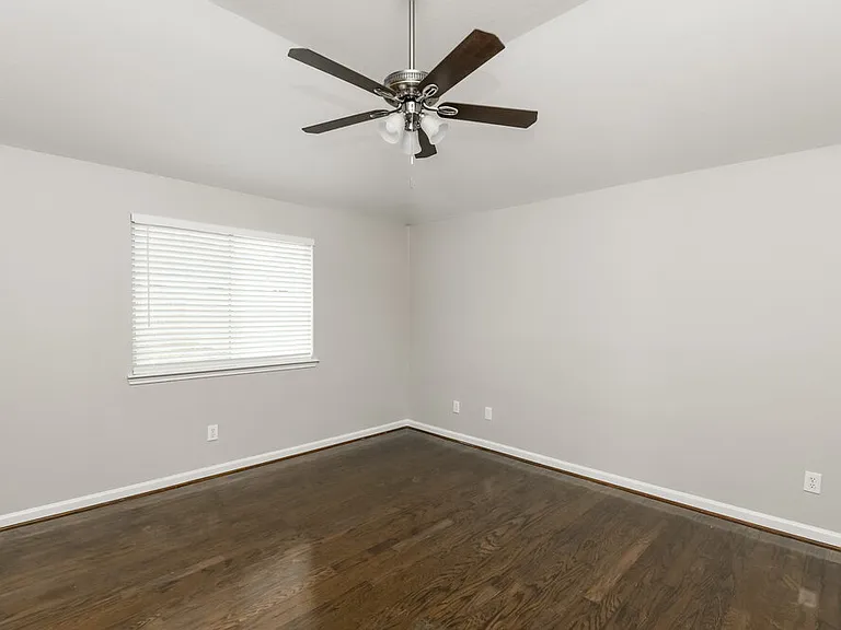 3426 Owl Crossing Ln — Photo 9
