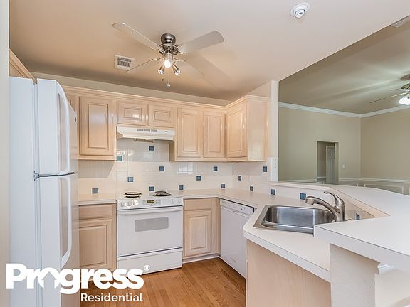 4th image of 1006 N Carolina Ave