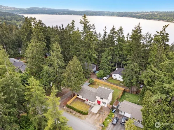 1115 207th Place NE, Sammamish, WA 98074