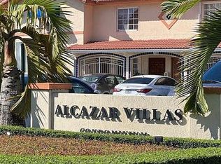 2238 W 74th St APT 201, Hialeah, FL 33016