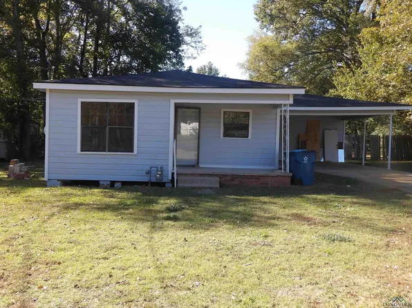2403 Chatham St, Marshall, TX 75672