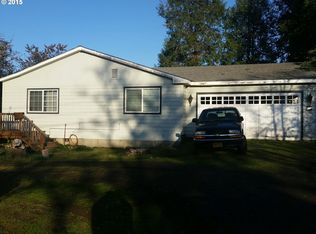 922 Old Town Loop Rd, Oakland, OR 97462