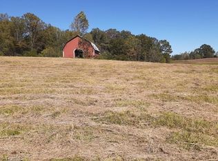 1093 Toms Creek Church Rd, Pilot Mountain, NC 27041