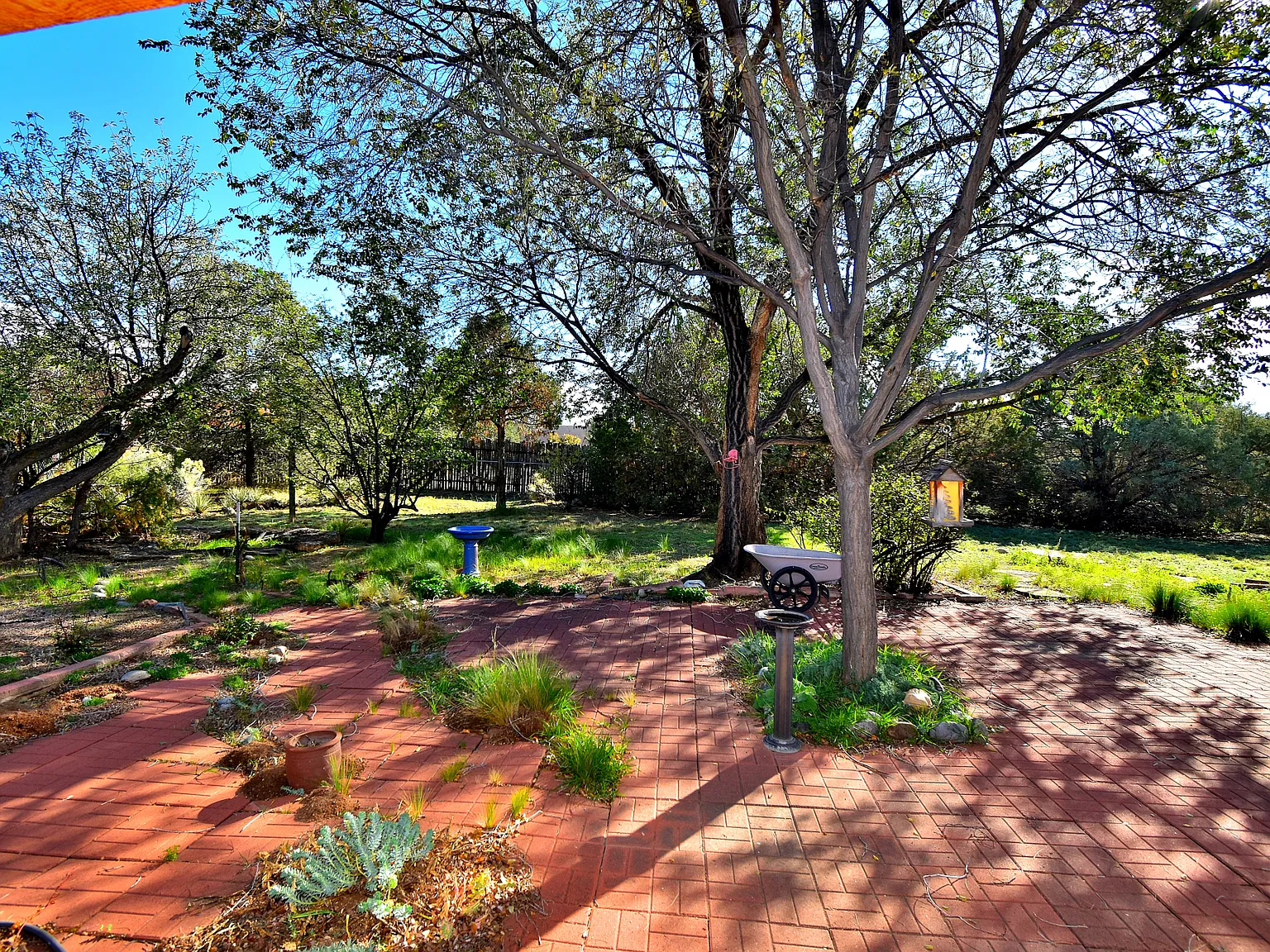 2 bed, 1.5 bath, 1700 sqft, $3,500 — Photo 4