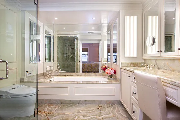 Sold by CitiSuites International Realty | media 11