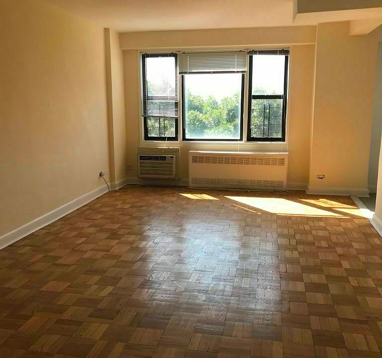1st image of 12360 83rd Ave APT 5P