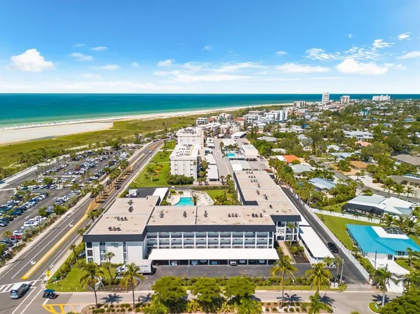 5600 Beach Way Dr APT 201, Sarasota, FL 34242