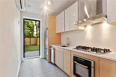 Rented by Investmates Real Estate