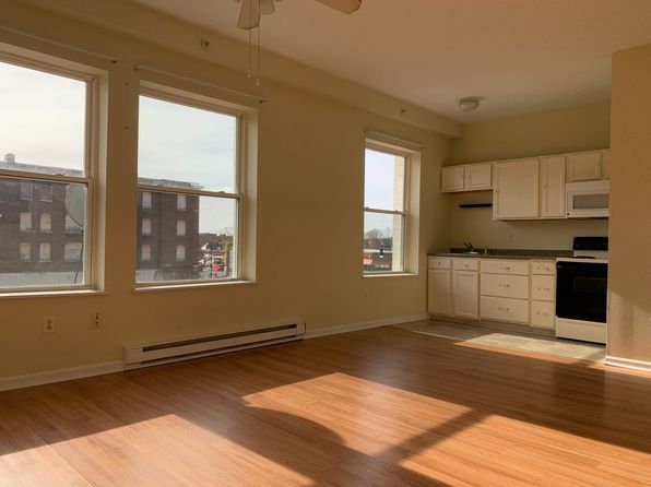 644-648 North St #8