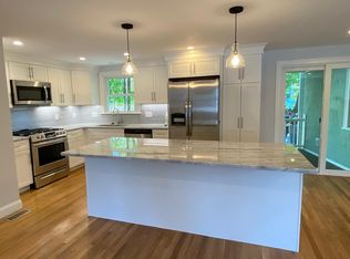 370 Linwood Ave, Newton, MA 02460