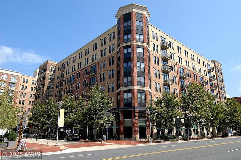 1st image of 444 W Broad St Unit 323