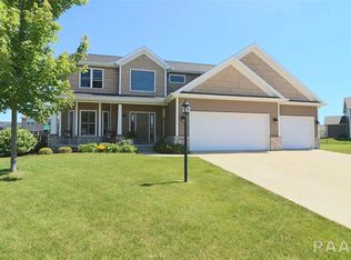 11014 N Mosscliff Ct, Dunlap, IL 61525